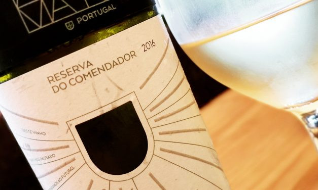 Adega Mayor Reserva do Comendador Branco 2016: Review