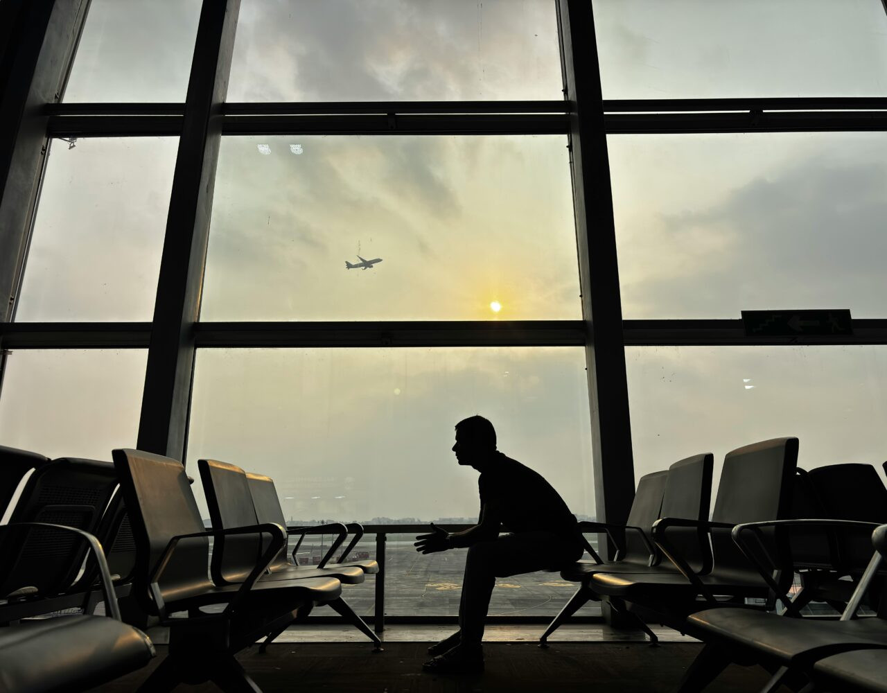 Levar Vinho no Avião: O Que Você Precisa Saber Antes de Embarcar