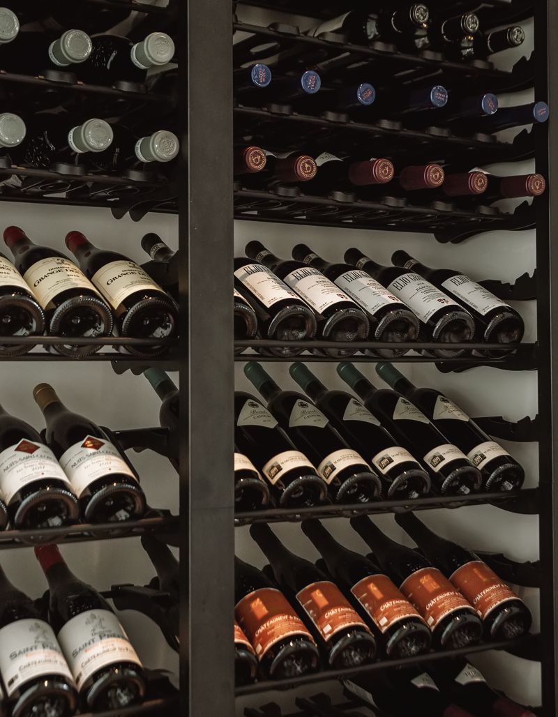 Organizar os vinhos na sua adega | Viva o Vinho